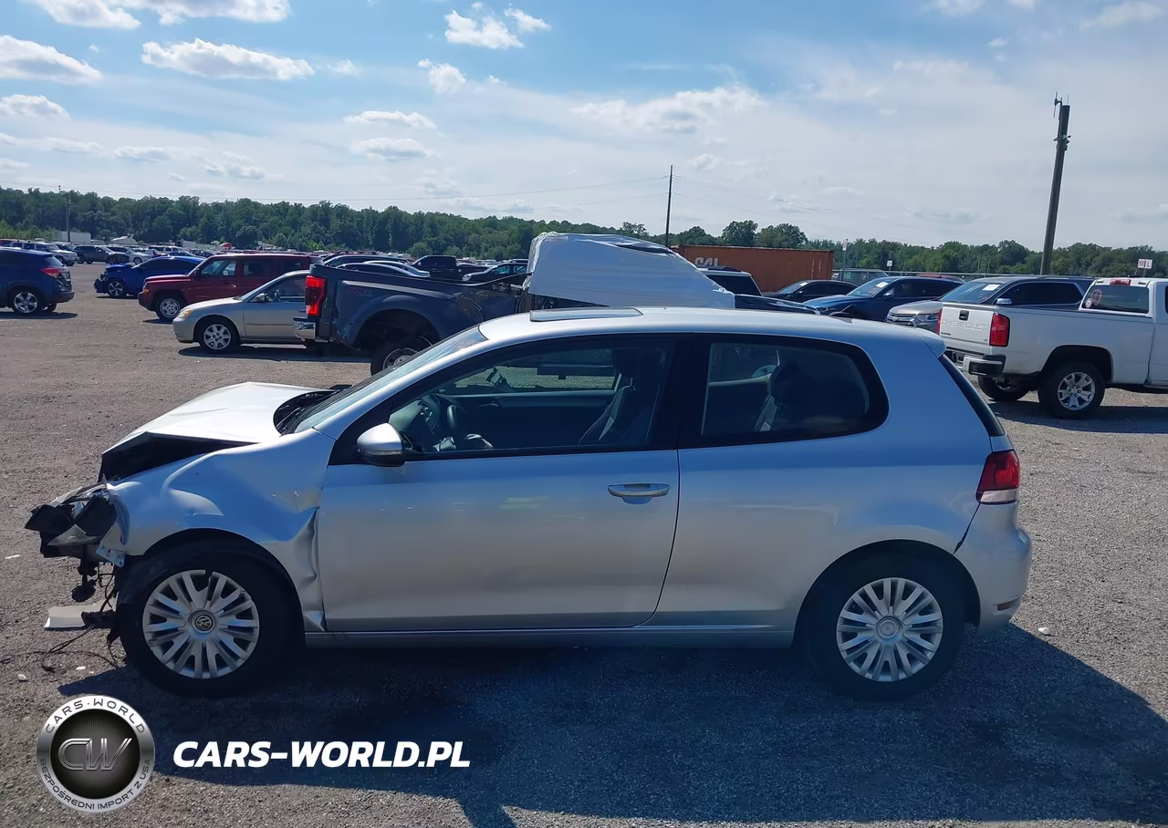 2013 Volkswagen Golf 2.5L 2-Door VIN:WVWBB7AJ4DW046016 - 15