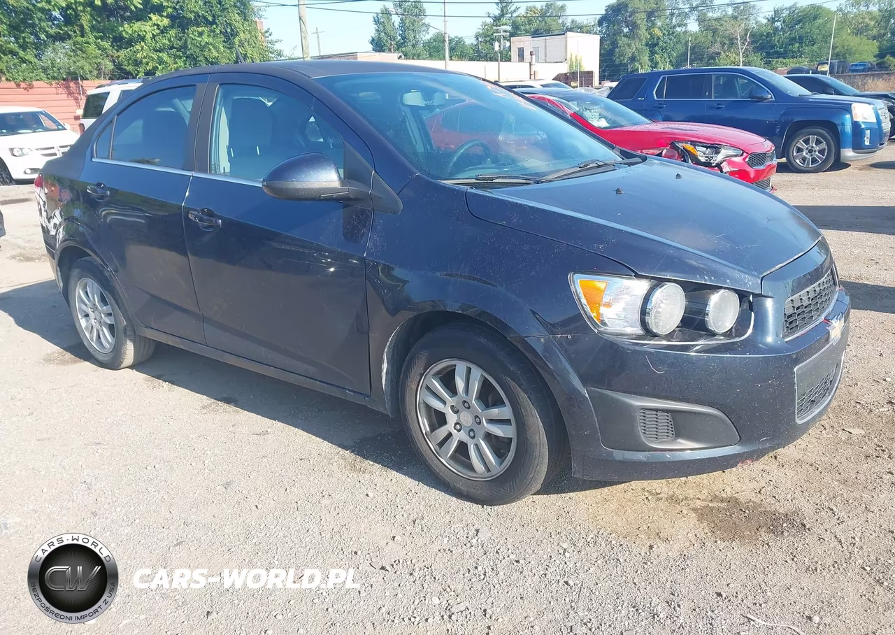2015 Chevrolet Sonic Lt Auto – zdjęcie 1 z 16
