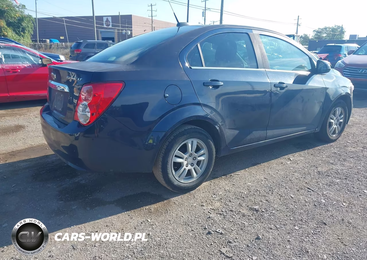 2015 Chevrolet Sonic Lt Auto VIN:1G1JC5SH6F4131276 - 4