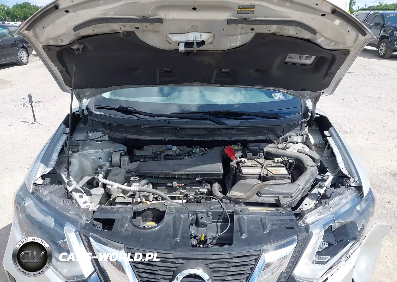 2017 Nissan Rogue S VIN:KNMAT2MV3HP569716 - 10