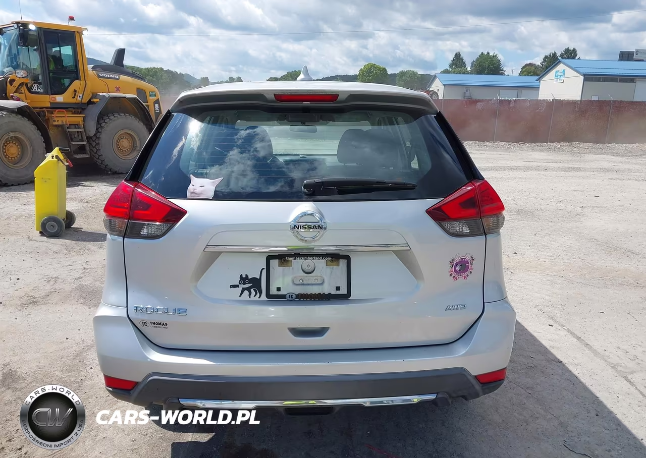 2017 Nissan Rogue S VIN:KNMAT2MV3HP569716 - 16