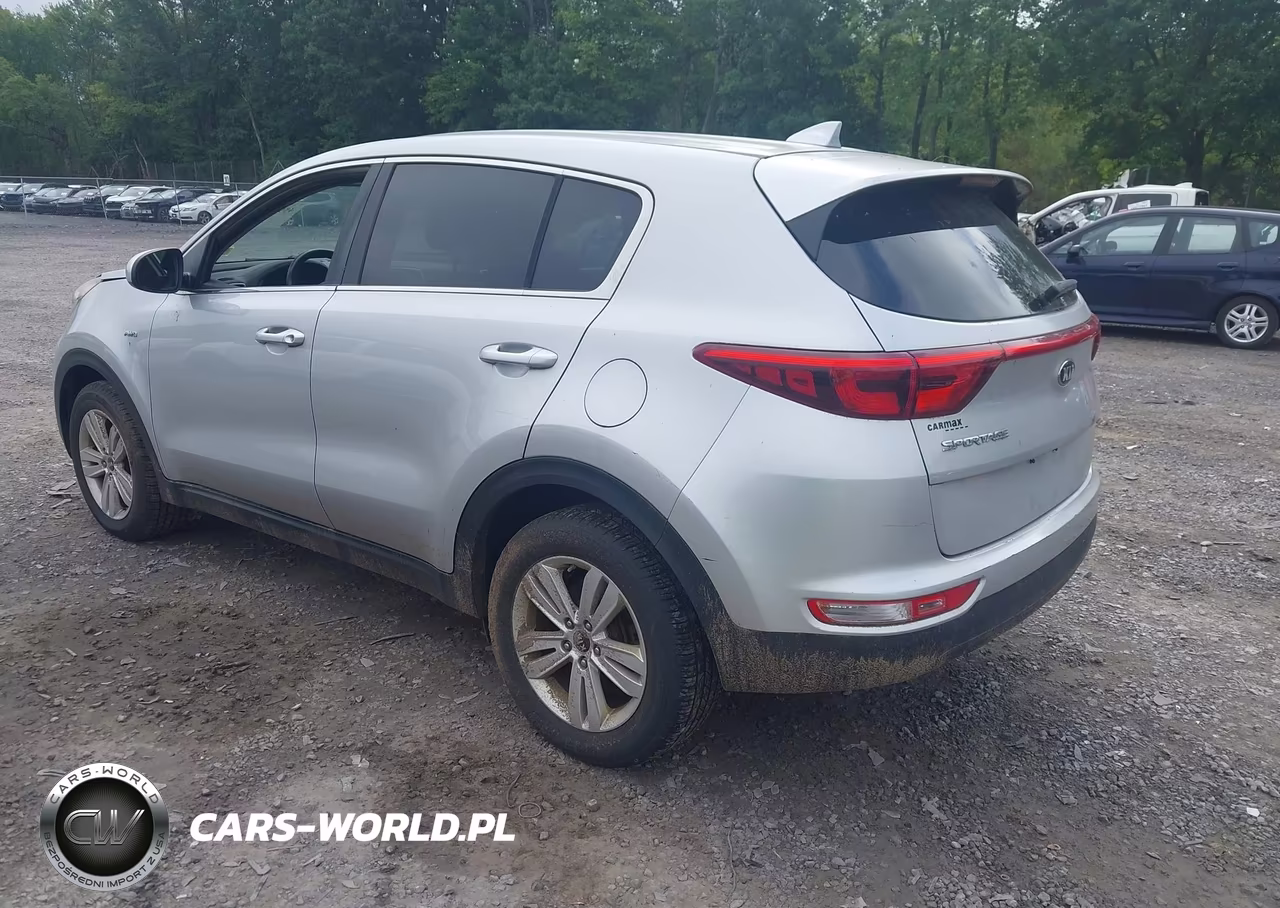 2018 Kia Sportage Lx VIN:KNDPMCAC5J7311168 - 3