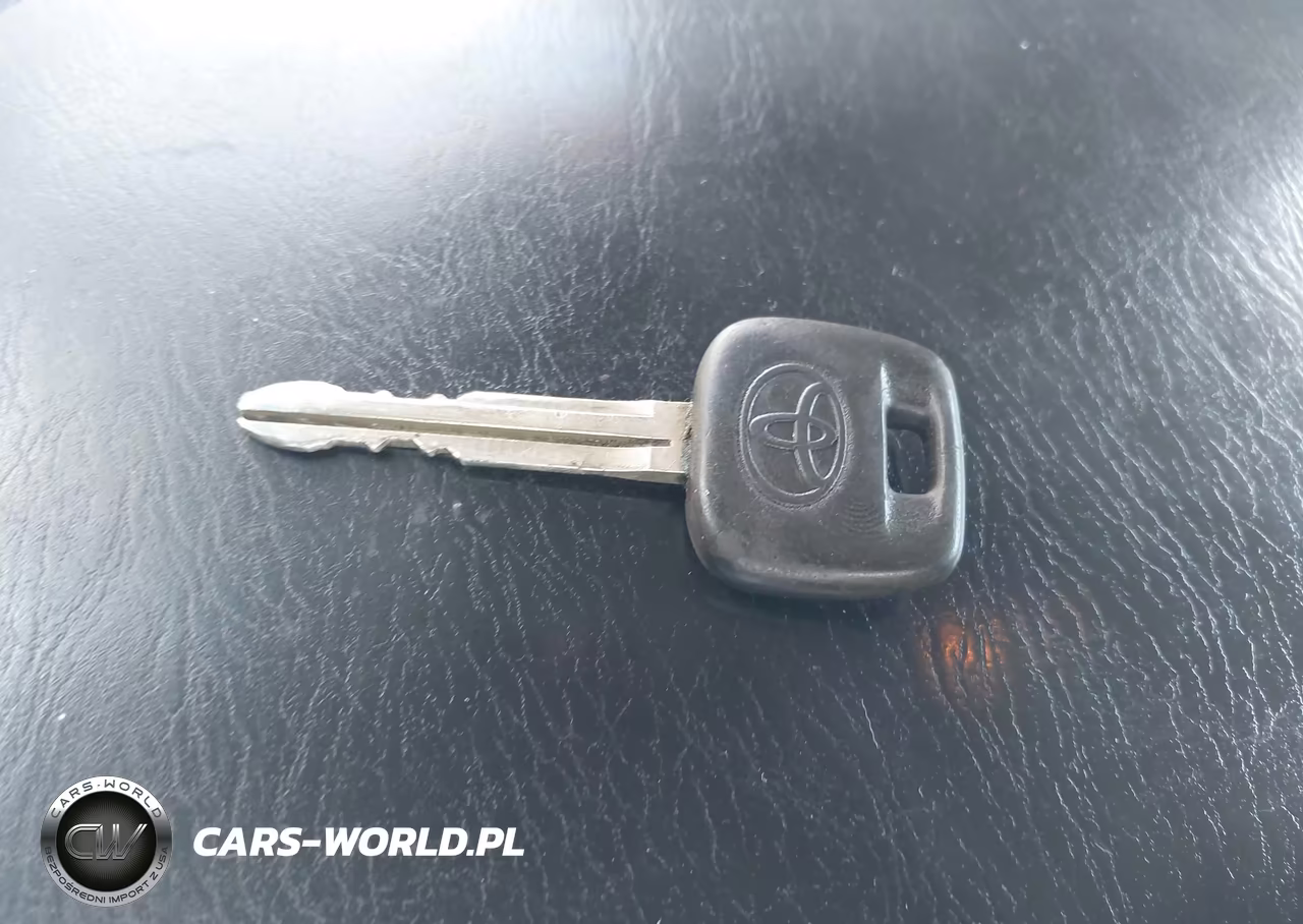 2015 Toyota Tacoma VIN:5TFTX4CN0FX056821 - 11