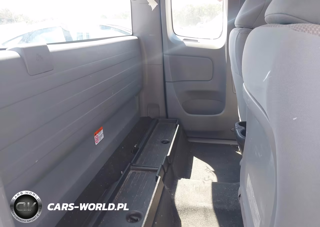 2015 Toyota Tacoma VIN:5TFTX4CN0FX056821 - 8