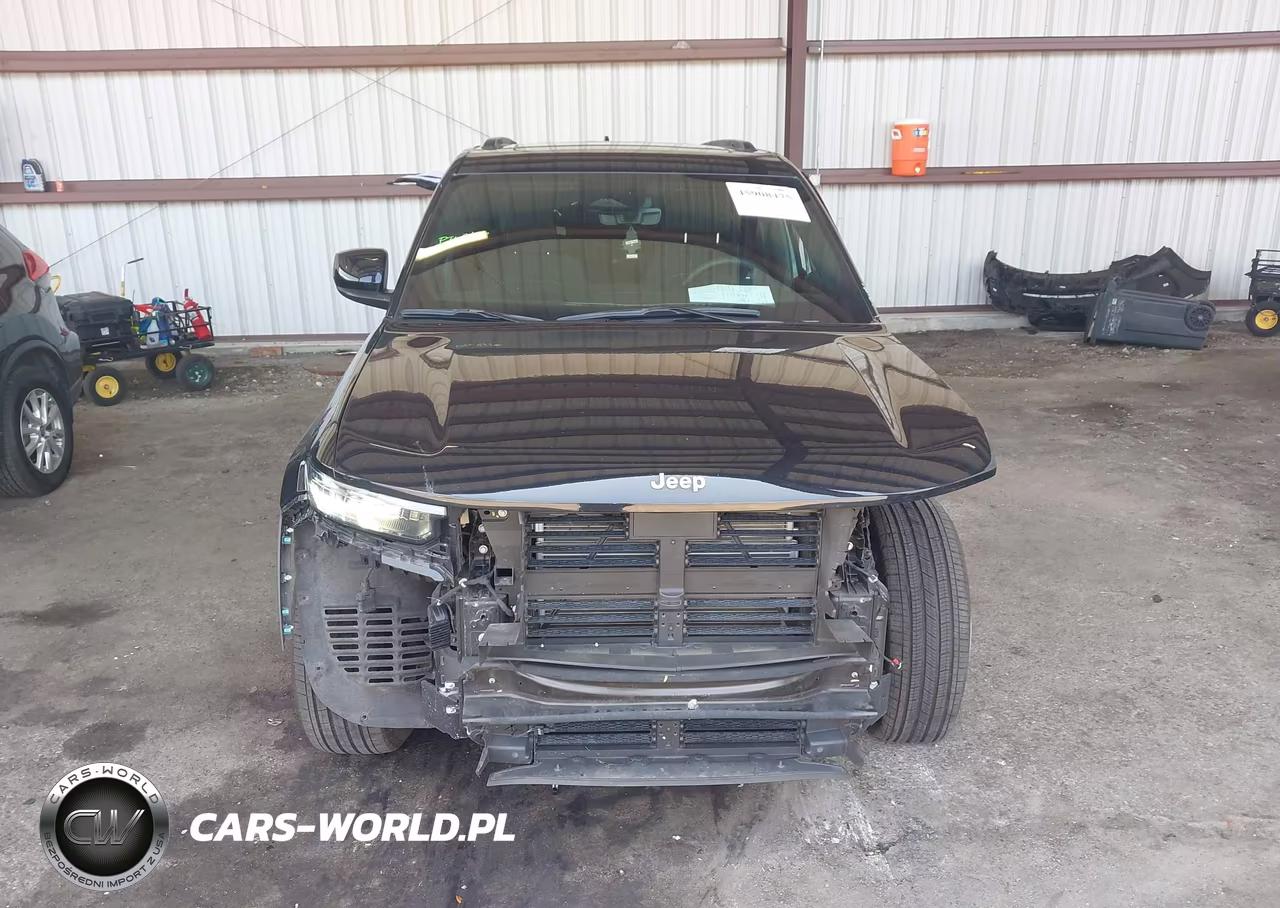 2025 Jeep Grand Cherokee Laredo X 4X2 VIN:1C4RJGAG2SC295404 - 13