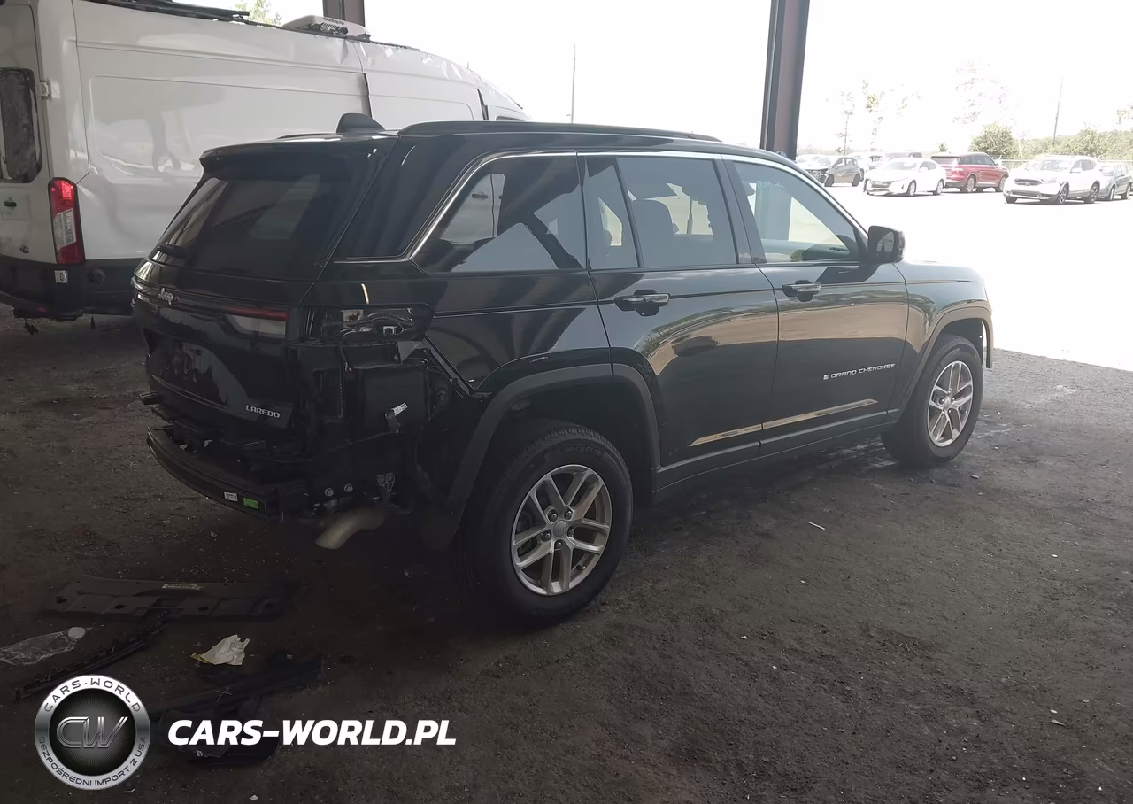 2025 Jeep Grand Cherokee Laredo X 4X2 VIN:1C4RJGAG2SC295404 - 4