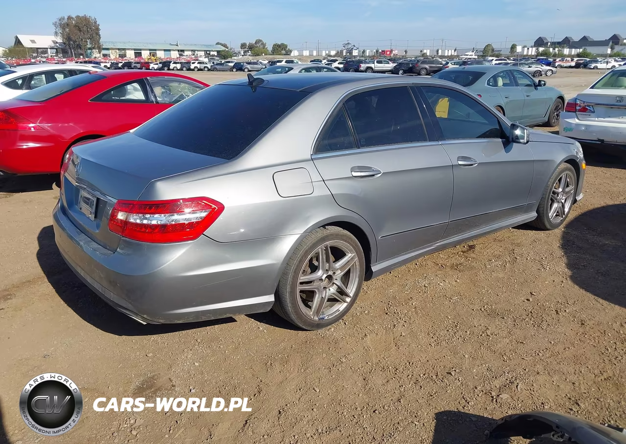2011 Mercedes-Benz E 550 VIN:WDDHF7CB3BA314767 - 4