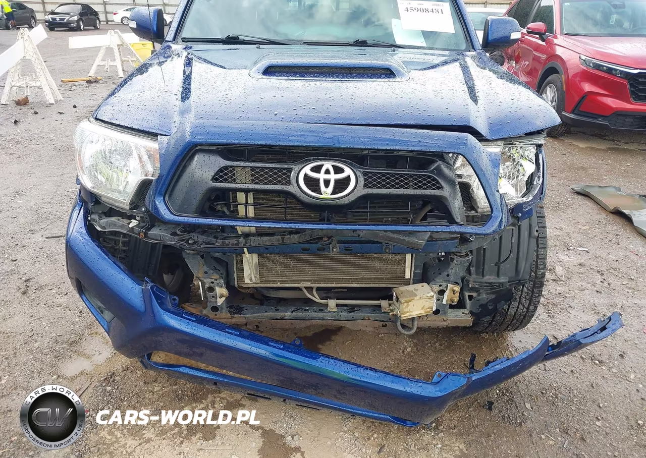 2015 Toyota Tacoma Base V6 VIN:3TMMU4FNXFM074063 - 6