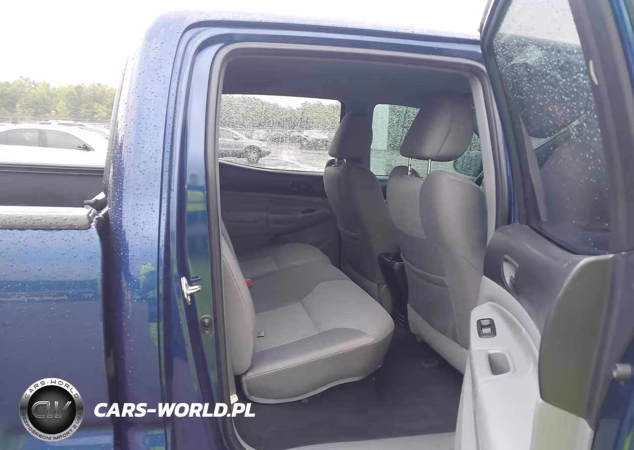 2015 Toyota Tacoma Base V6 VIN:3TMMU4FNXFM074063 - 8