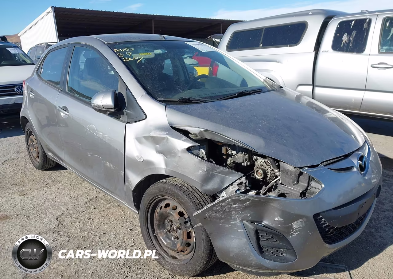 2013 Mazda Mazda2 Sport VIN:JM1DE1KZXD0163393 - 6