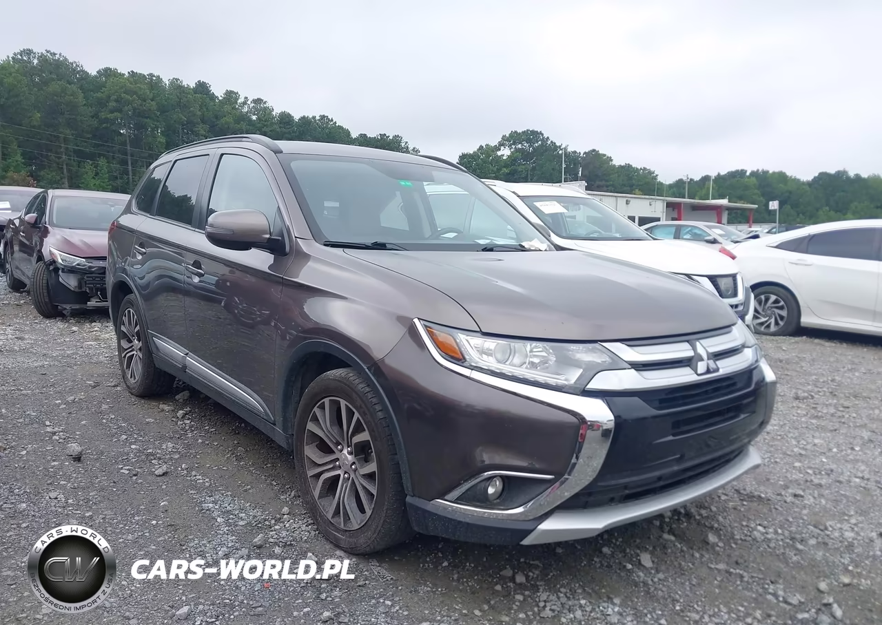 2016 Mitsubishi Outlander Se-Sel – zdjęcie 1 z 11