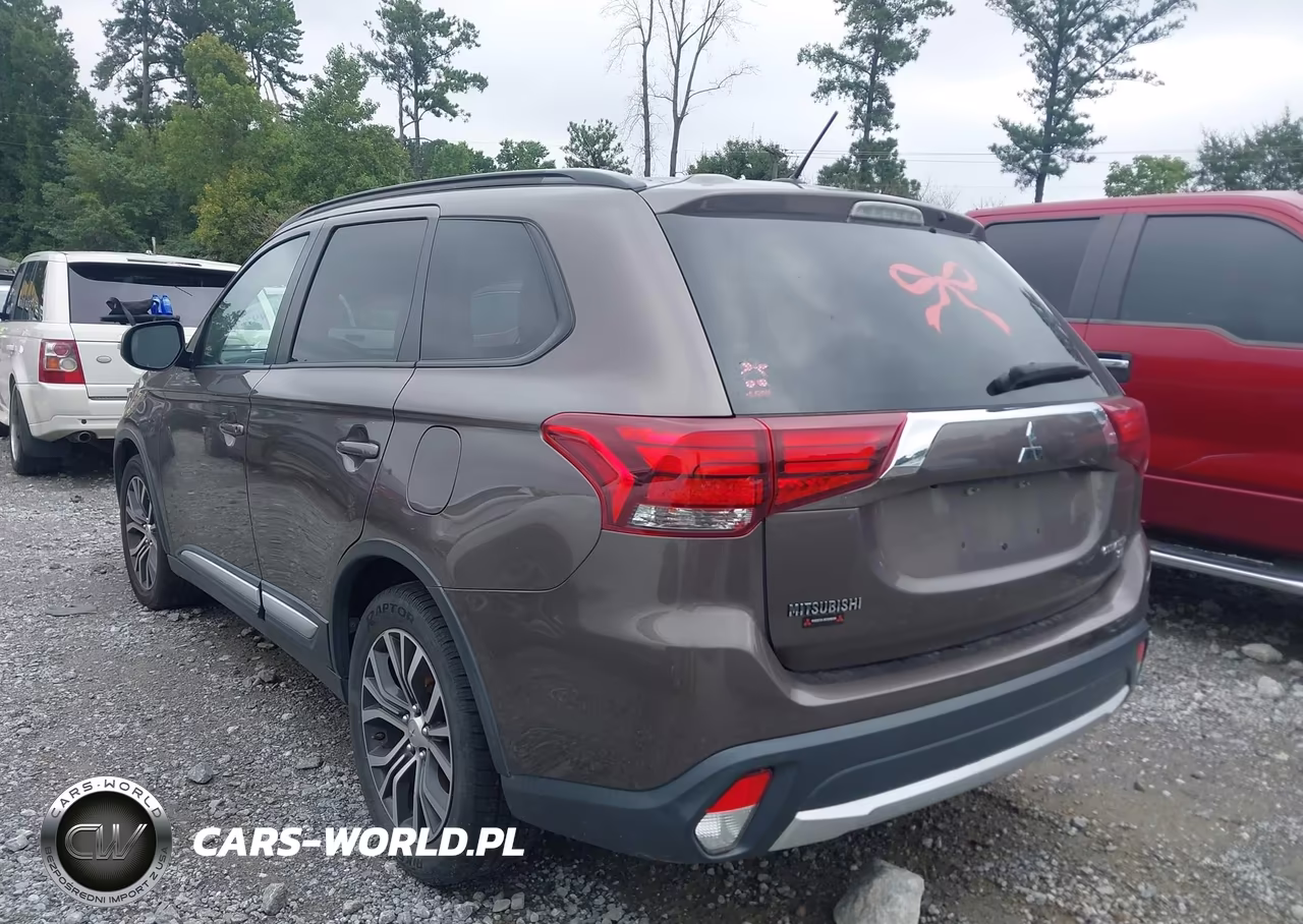 2016 Mitsubishi Outlander Se-Sel VIN:JA4AD3A3XGZ026446 - 3