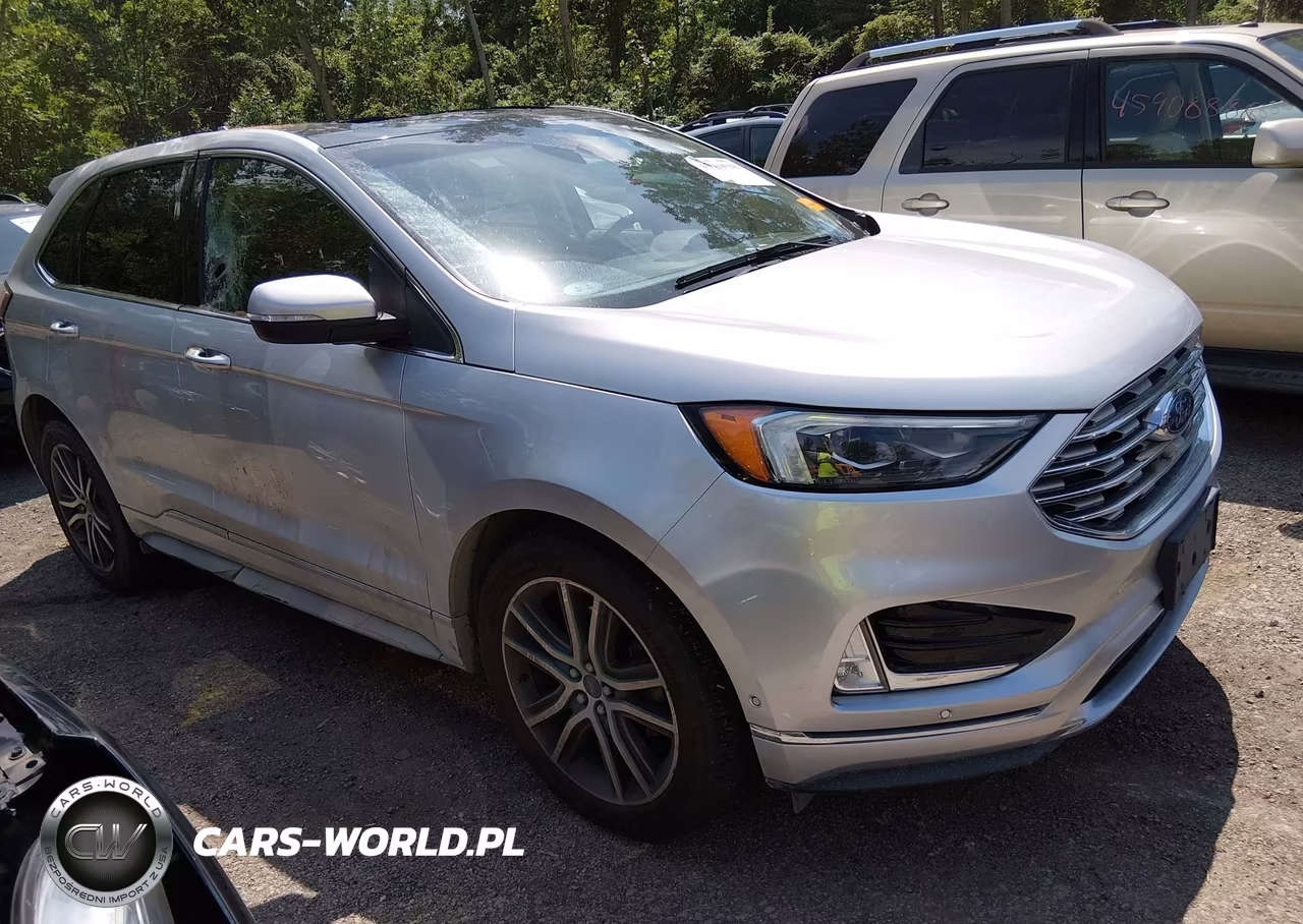 2019 Ford Edge Titanium