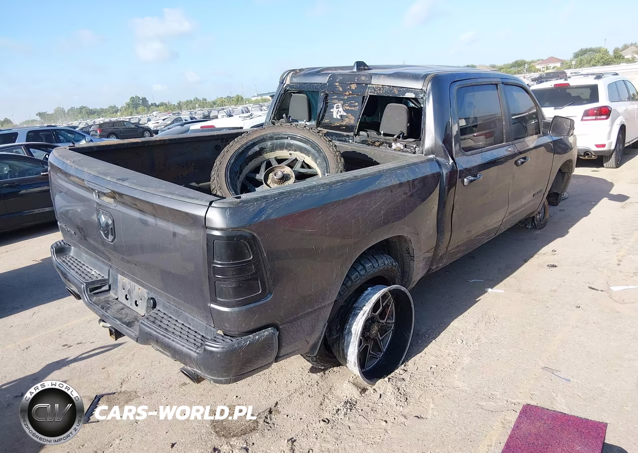 2022 Ram 1500 VIN:1C6RREFT8NN152850 - 4