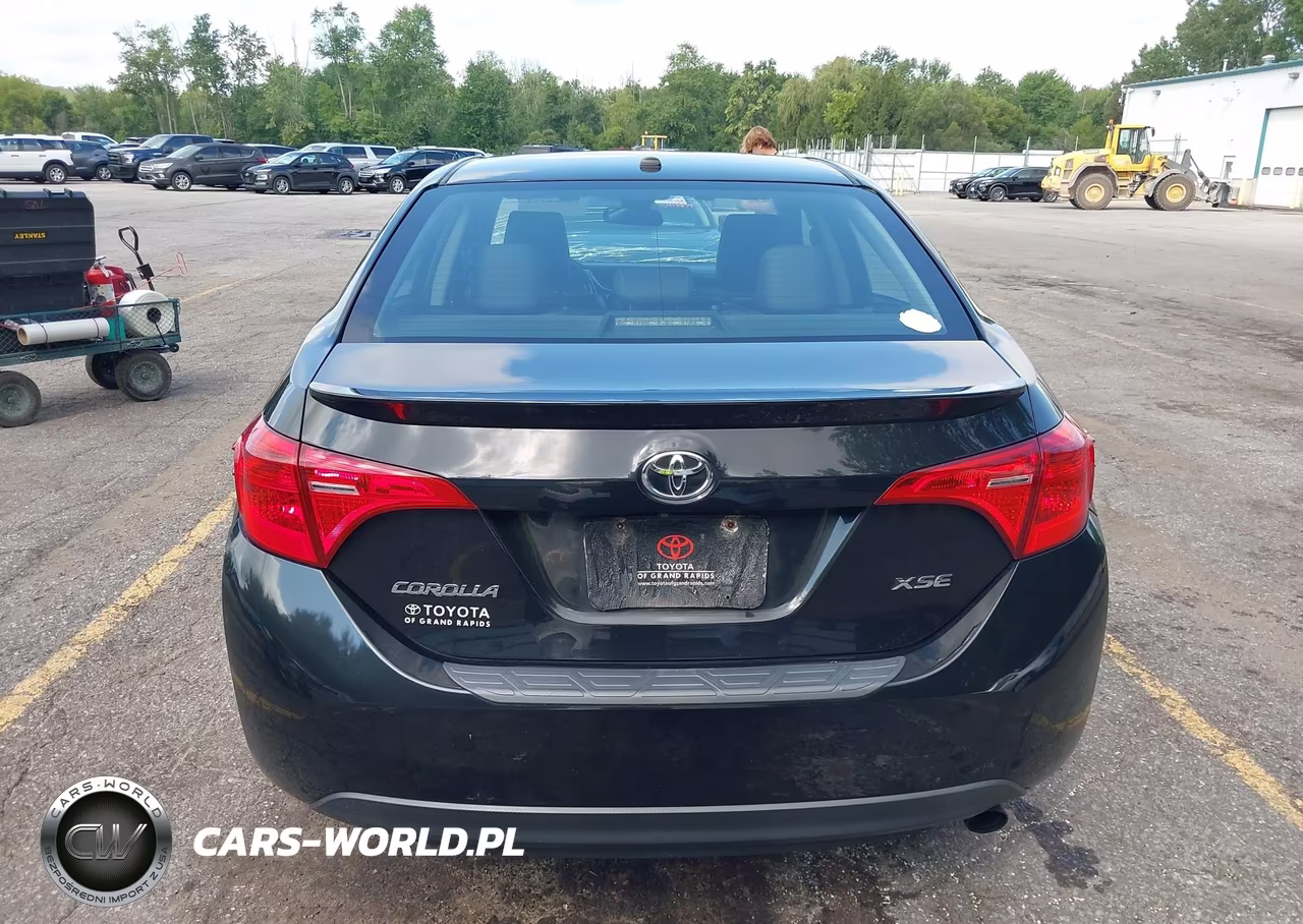 2017 Toyota Corolla Xse VIN:2T1BURHE8HC899340 - 16