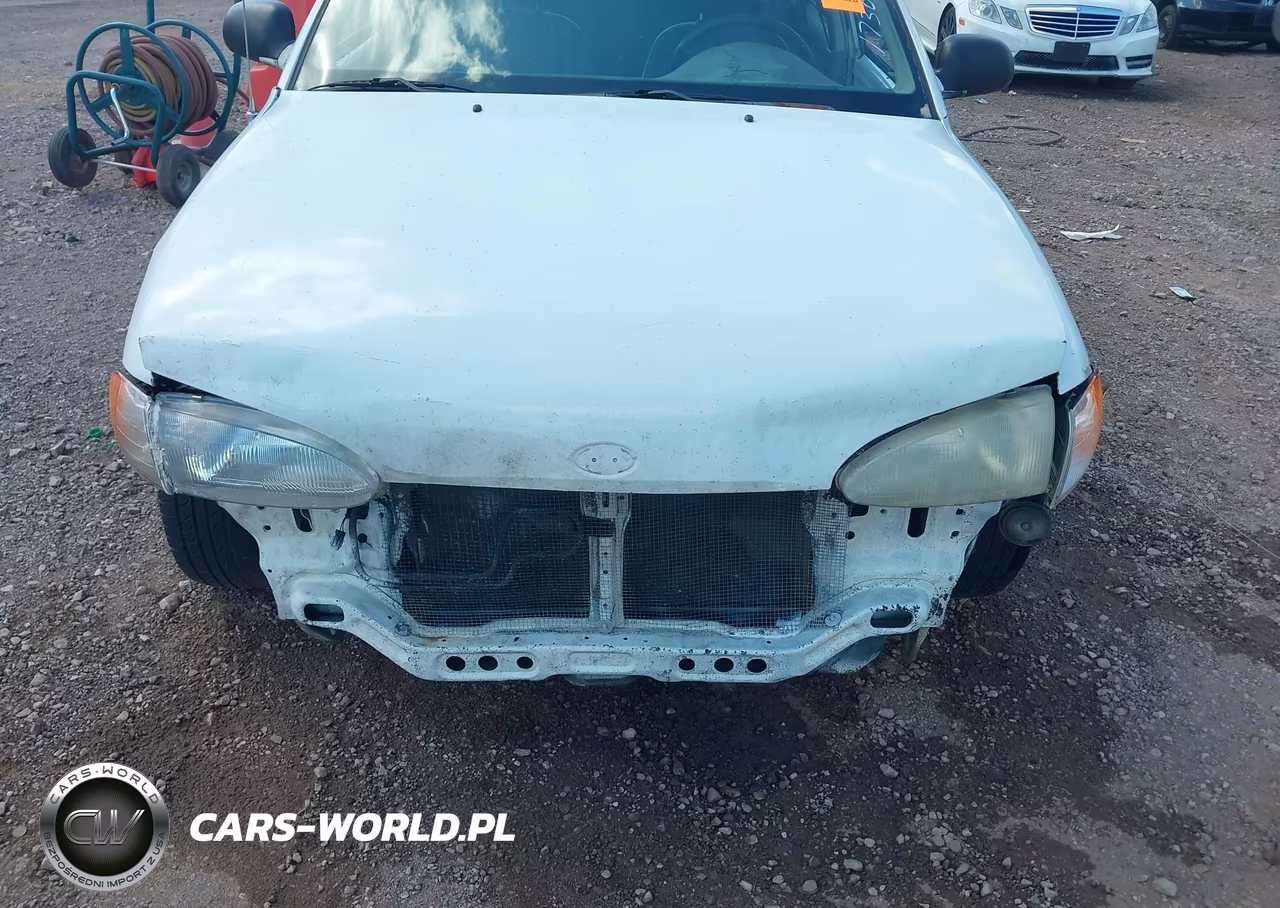 1995 Hyundai Accent VIN:KMHVF14N2SU173056 - 6