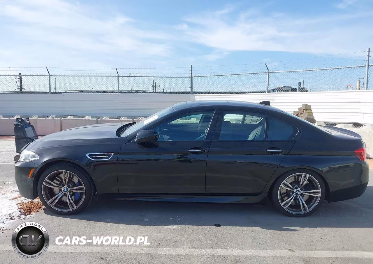 2016 BMW M5 VIN:WBSFV9C56GG343221 - 18