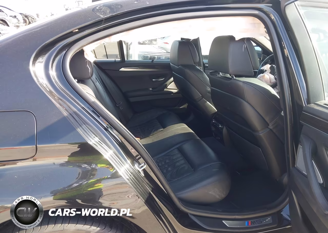 2016 BMW M5 VIN:WBSFV9C56GG343221 - 8