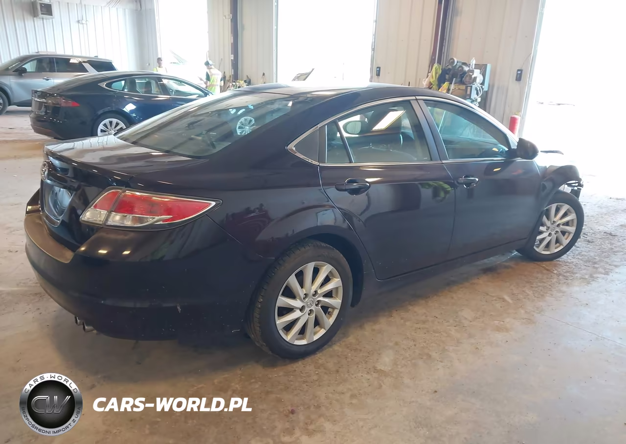 2011 Mazda Mazda6 I Touring VIN:1YVHZ8CH2B5M13451 - 4