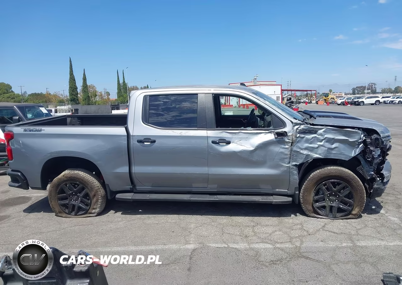 2026 Chevrolet Silverado 1500 4Wd Short Bed Lt Trail Boss VIN:3GCUKFEL8TG252564 - 13