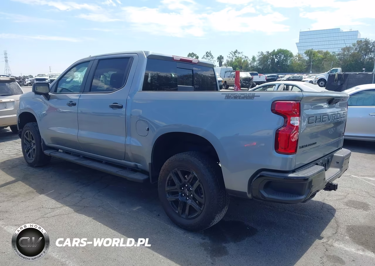 2026 Chevrolet Silverado 1500 4Wd Short Bed Lt Trail Boss VIN:3GCUKFEL8TG252564 - 3