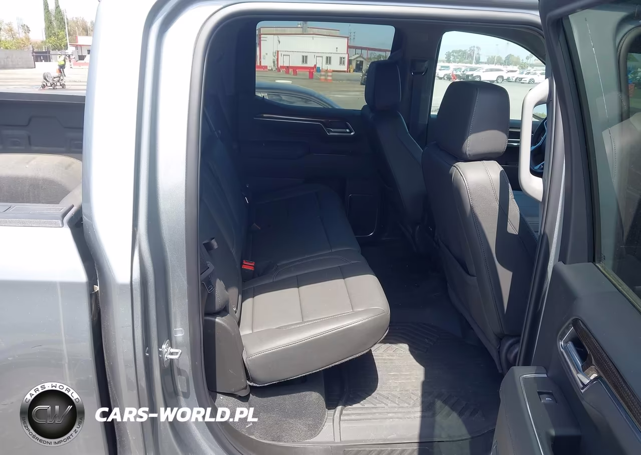 2026 Chevrolet Silverado 1500 4Wd Short Bed Lt Trail Boss VIN:3GCUKFEL8TG252564 - 8