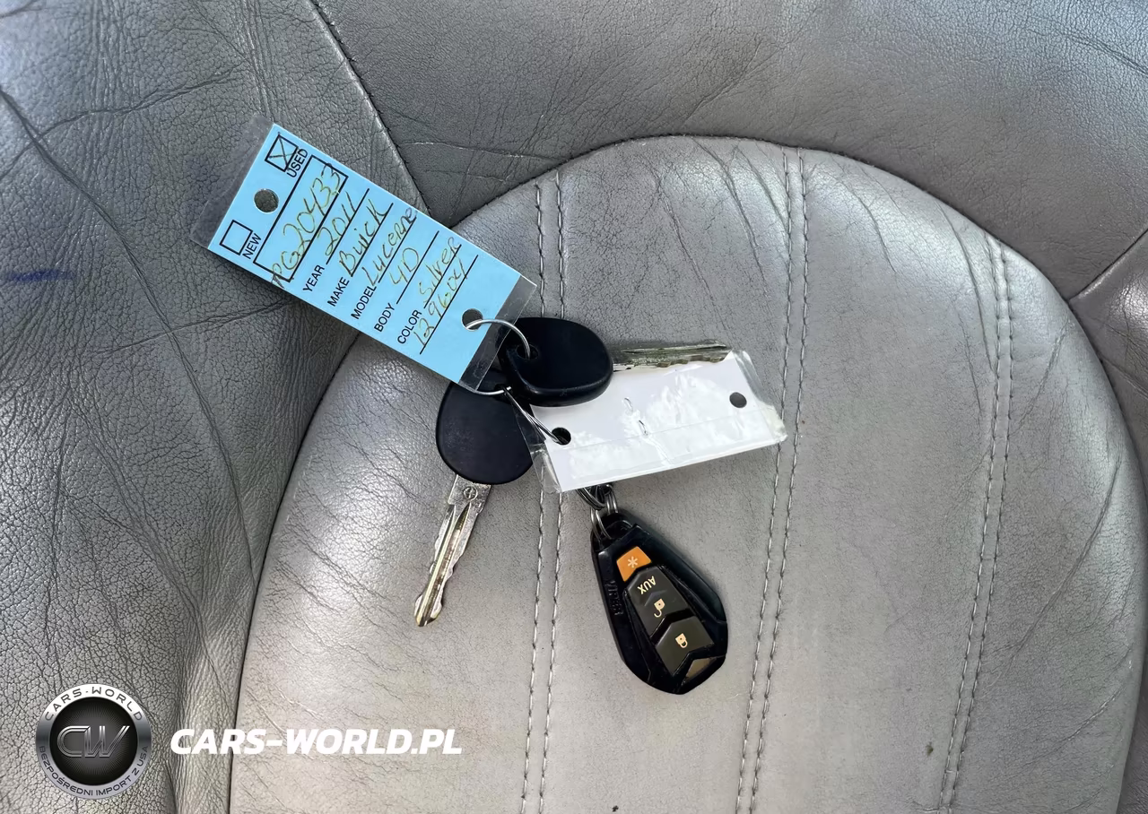 2011 Buick Lucerne Cxl VIN:1G4HC5EM3BU129604 - 10