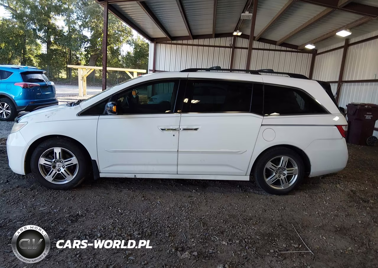 2011 Honda Odyssey Touring-Touring Elite VIN:5FNRL5H95BB002412 - 14