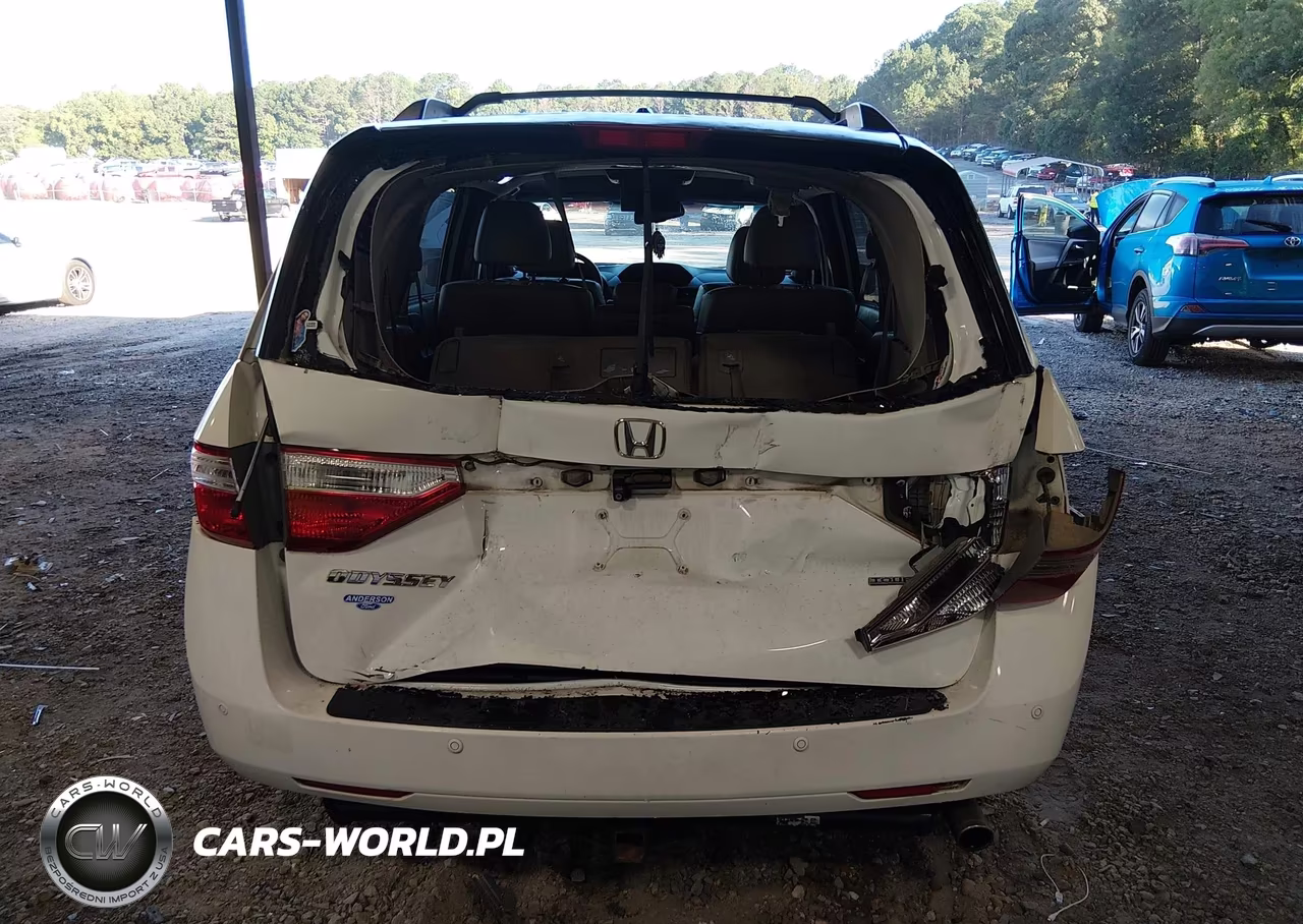 2011 Honda Odyssey Touring-Touring Elite VIN:5FNRL5H95BB002412 - 16