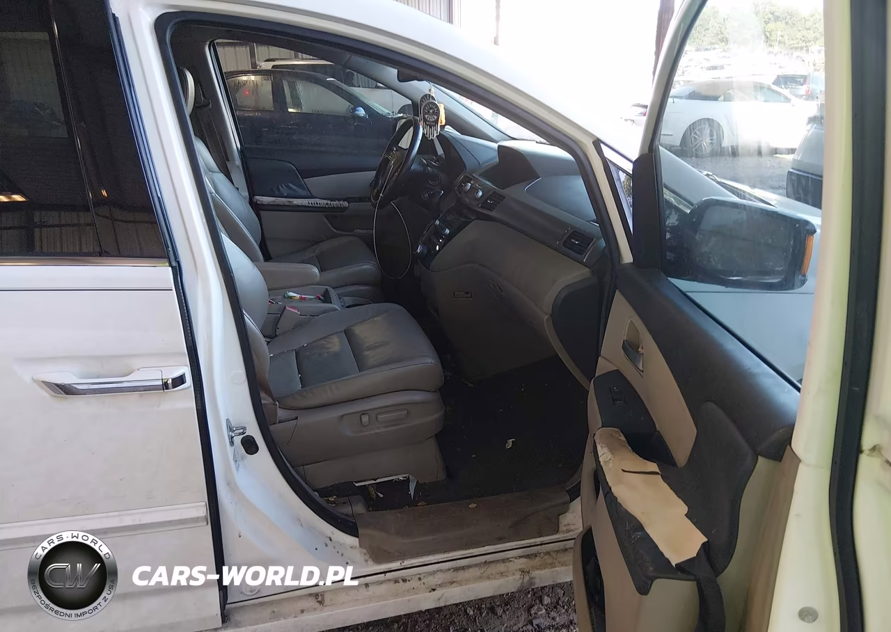 2011 Honda Odyssey Touring-Touring Elite VIN:5FNRL5H95BB002412 - 5