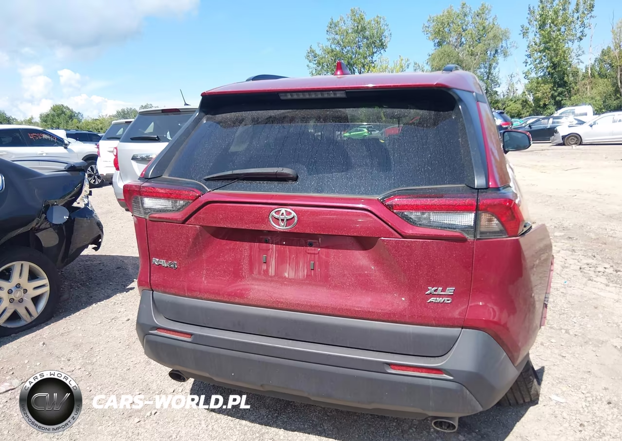 2023 Toyota Rav4 Xle VIN:2T3P1RFV9PW359873 - 16