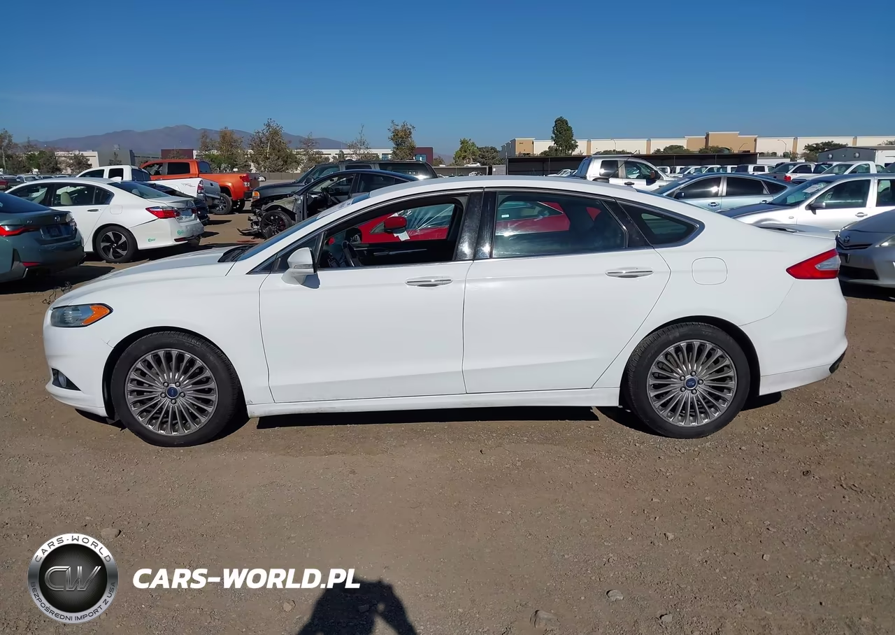 2016 Ford Fusion Titanium VIN:3FA6P0K95GR135329 - 14