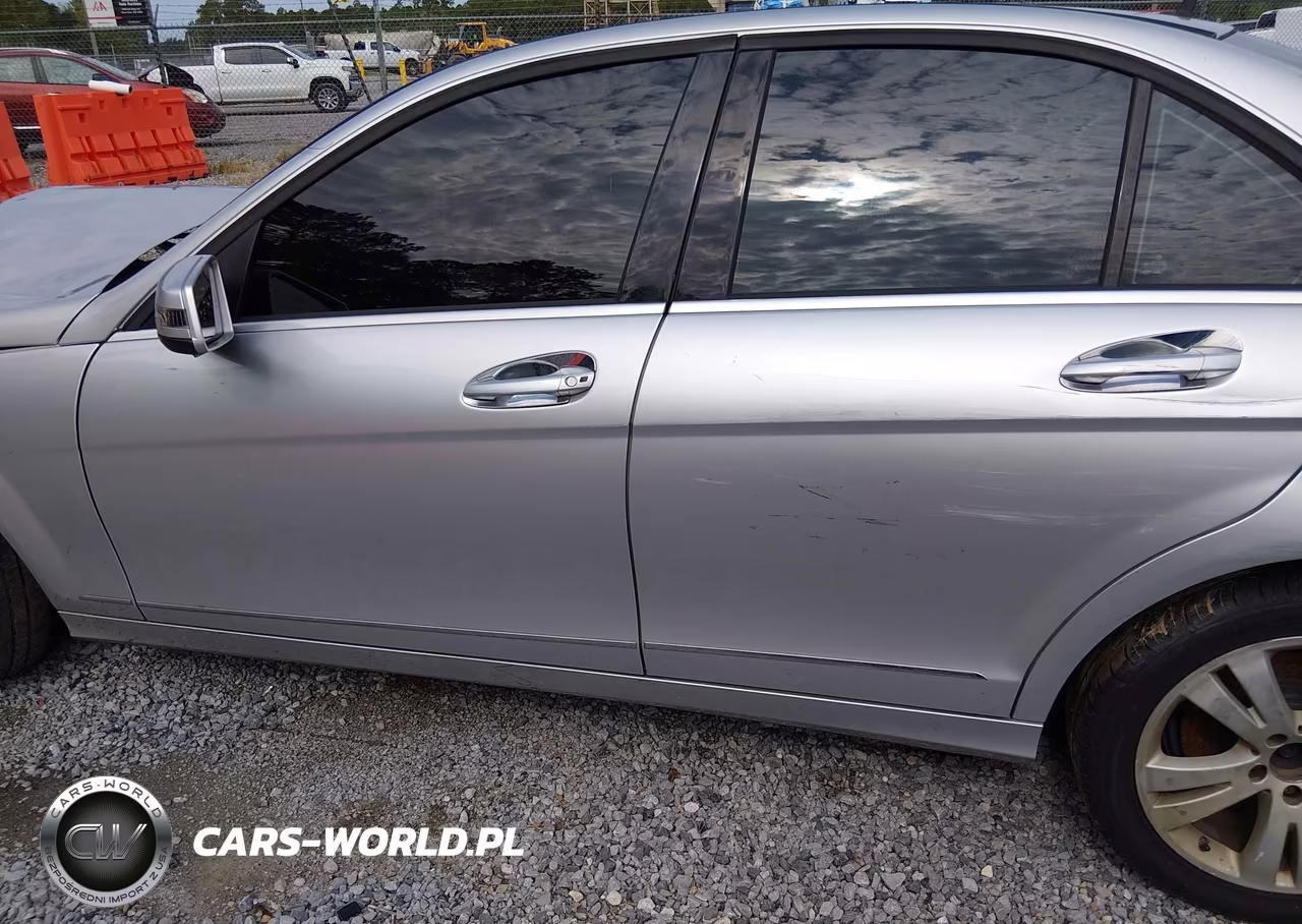 2011 Mercedes-Benz C 300 Luxury-Sport VIN:WDDGF5EB2BA523754 - 15