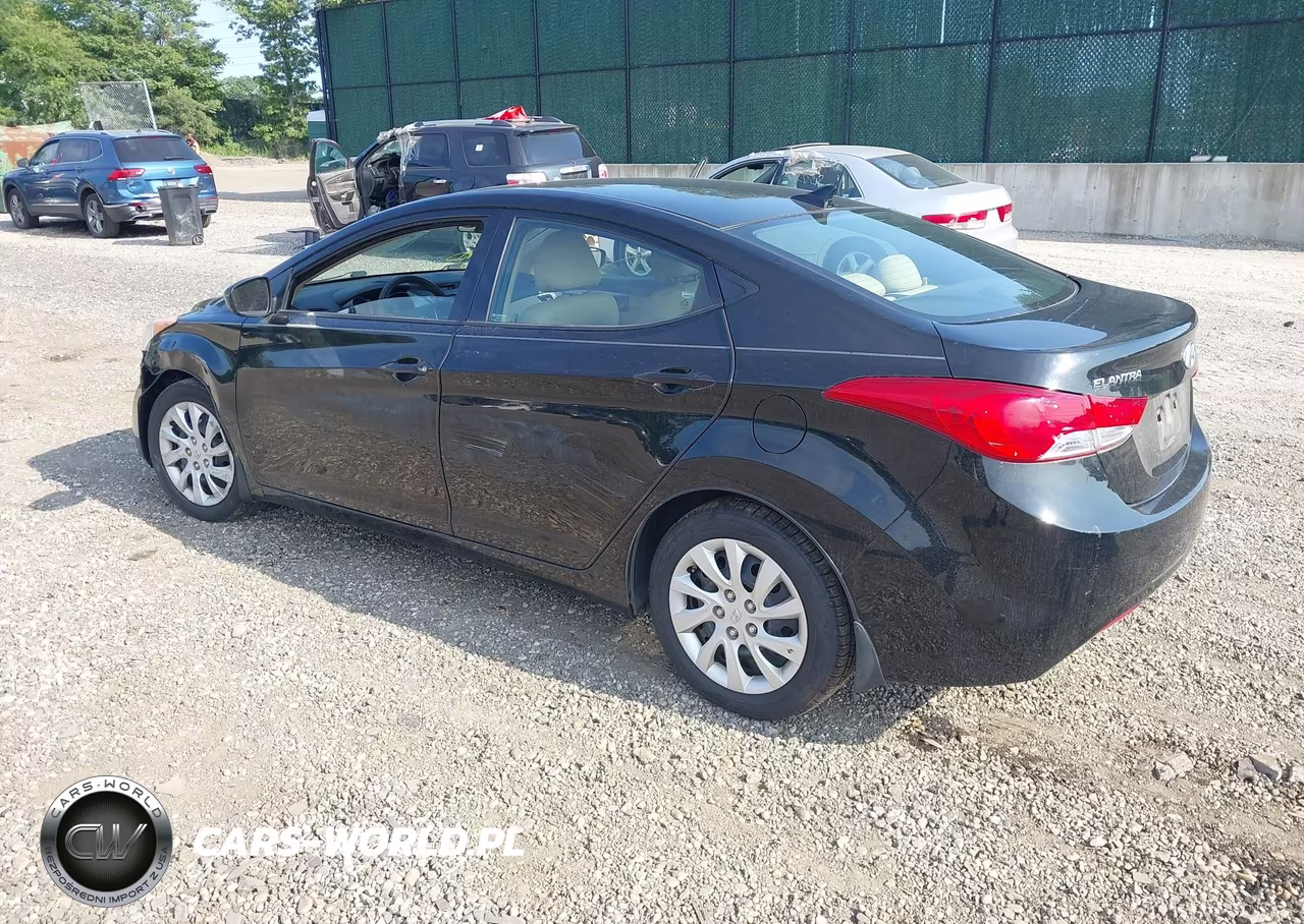 2013 Hyundai Elantra Gls VIN:5NPDH4AE9DH201478 - 3