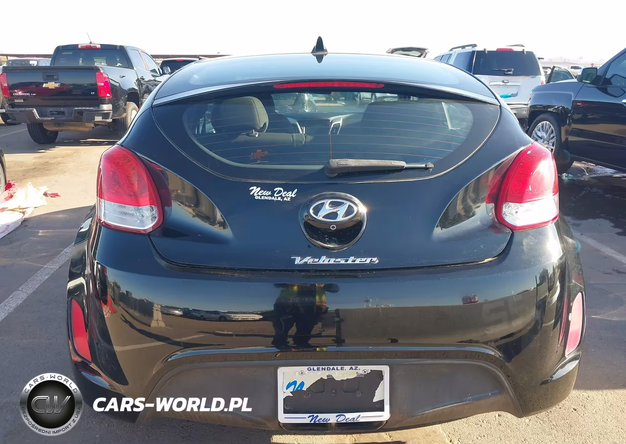 2017 Hyundai Veloster VIN:KMHTC6ADXHU309192 - 17