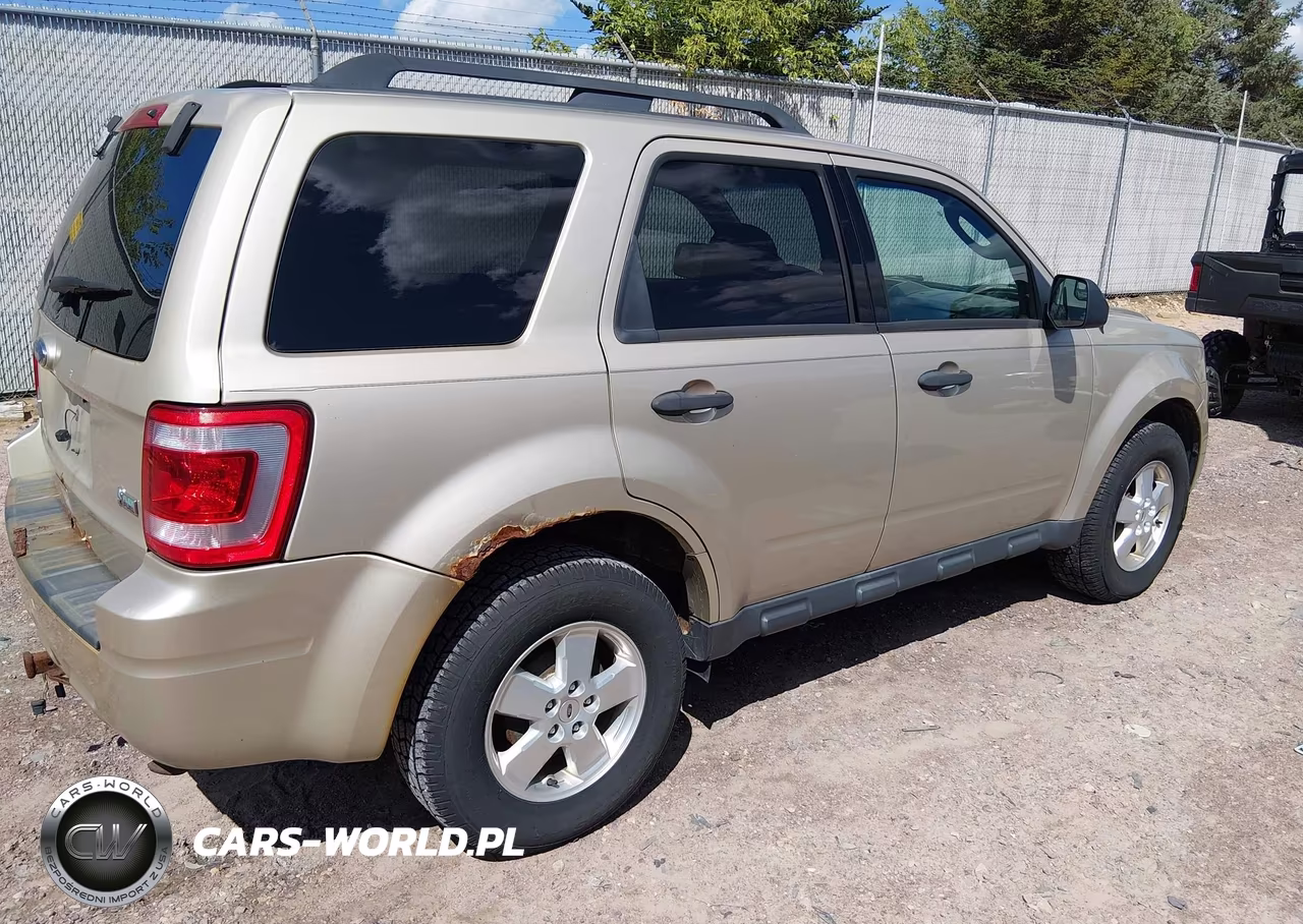 2012 Ford Escape Xlt VIN:1FMCU9DG6CKB06258 - 4