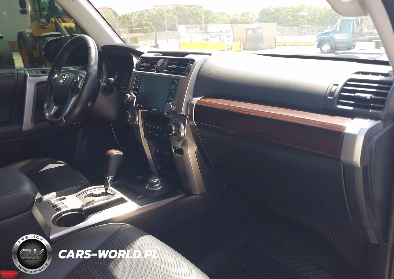 2024 Toyota 4Runner Limited VIN:JTEKU5JR8R6266430 - 5