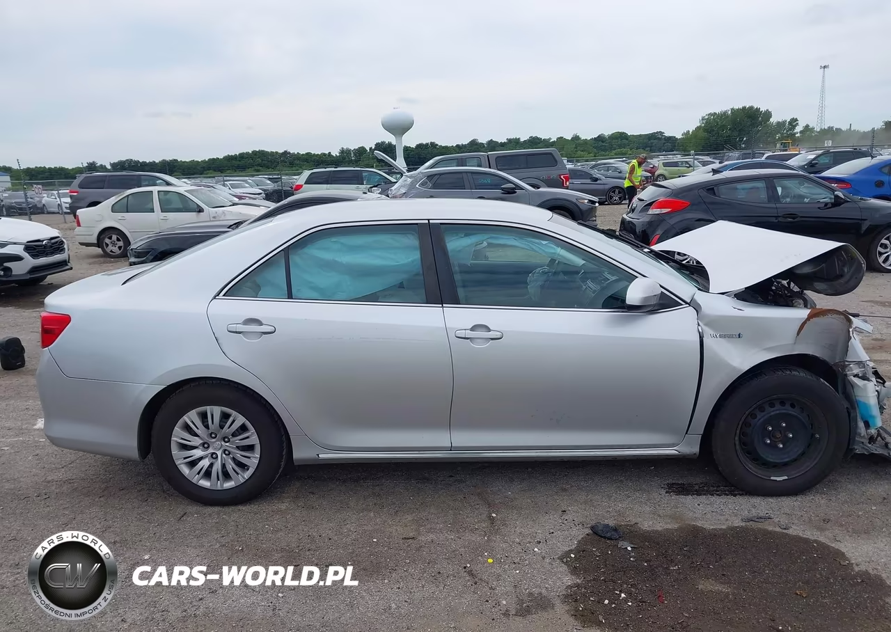 2014 Toyota Camry Hybrid Le VIN:4T1BD1FK7EU126198 - 14