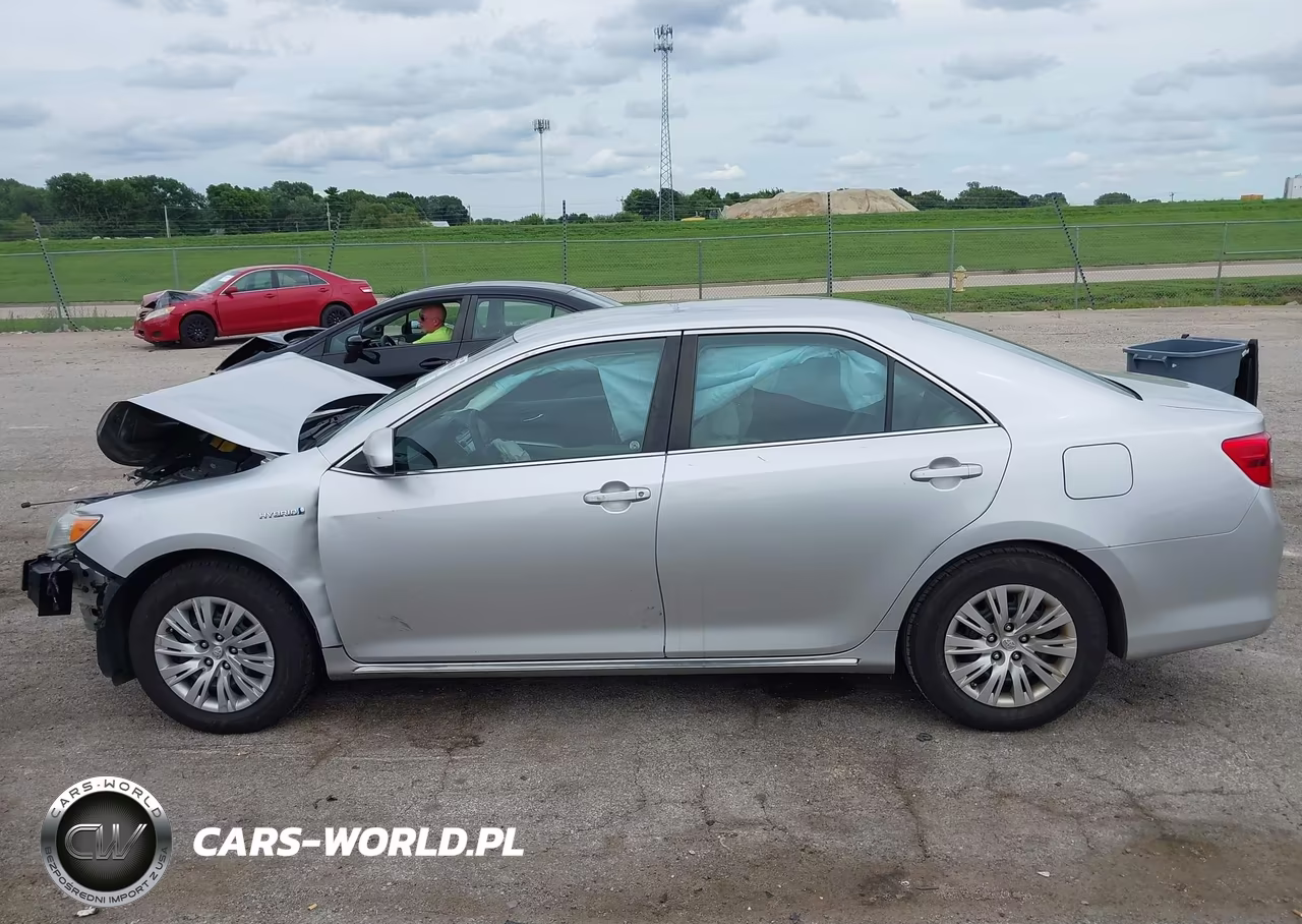 2014 Toyota Camry Hybrid Le VIN:4T1BD1FK7EU126198 - 15