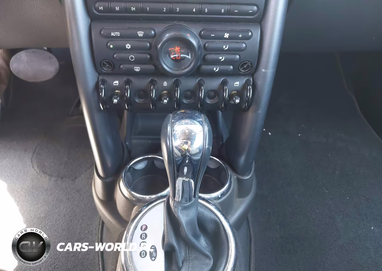 2006 Mini Cooper VIN:WMWRF33596TG14549 - 18