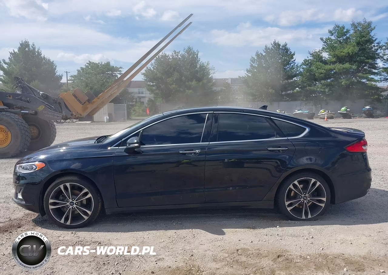 2019 Ford Fusion Titanium VIN:3FA6P0D98KR220638 - 13