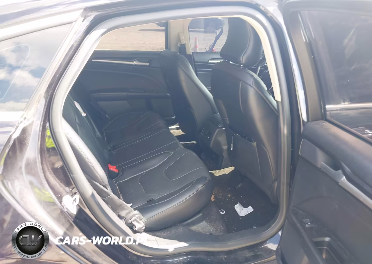 2019 Ford Fusion Titanium VIN:3FA6P0D98KR220638 - 8