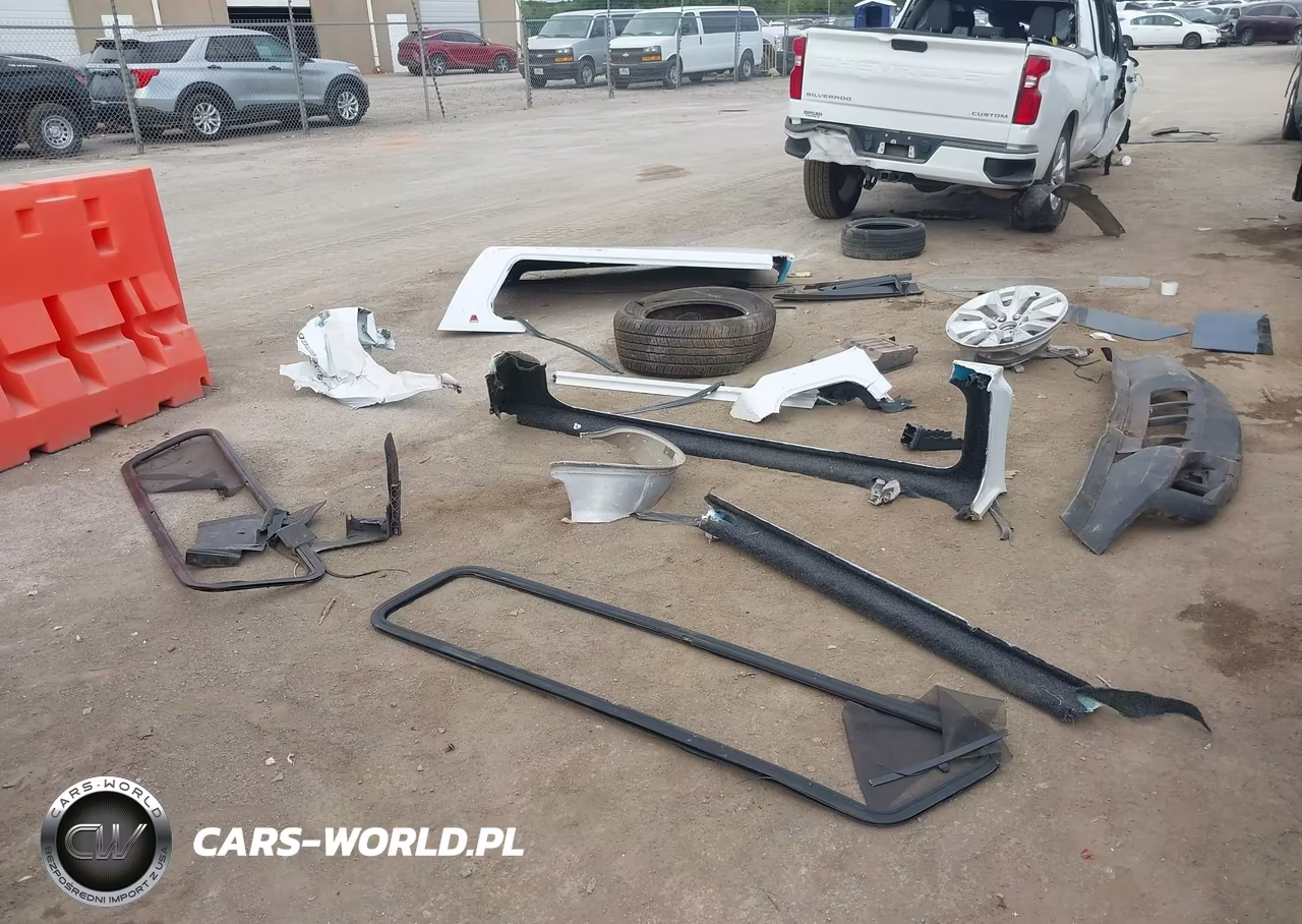 2021 Chevrolet Silverado 1500 VIN:1GCRWBEK7MZ315519 - 19