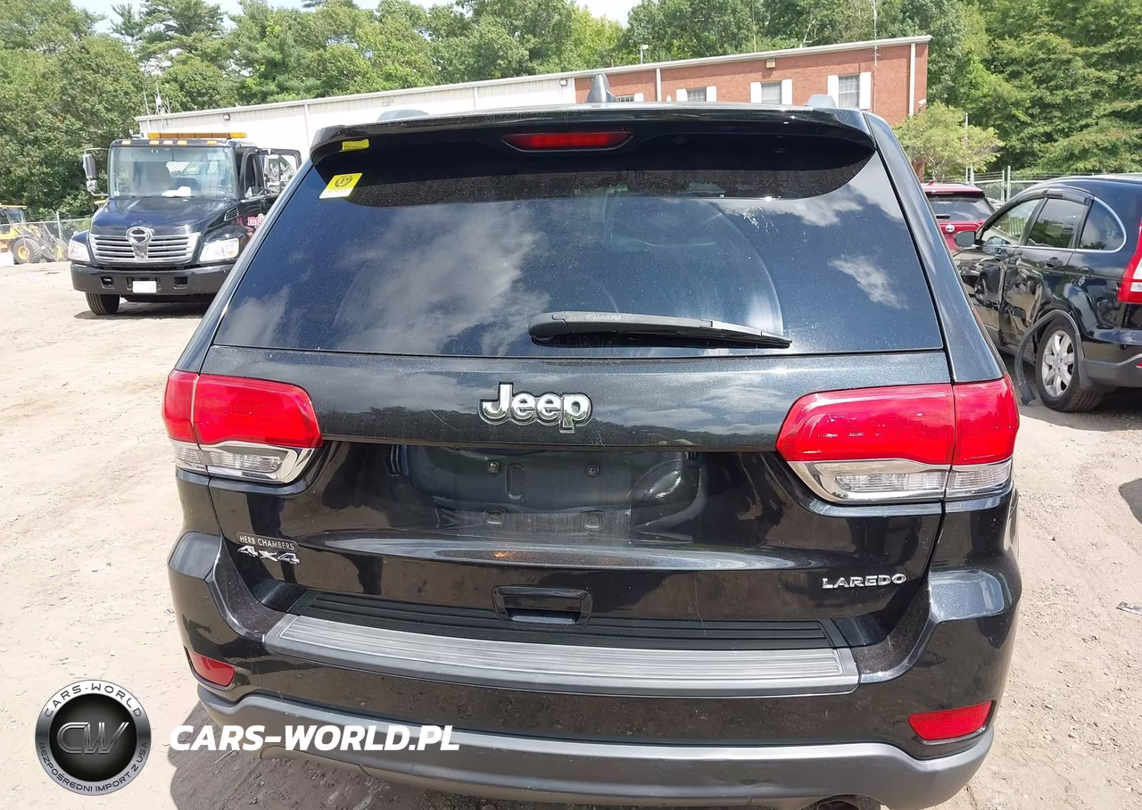 2015 Jeep Grand Cherokee Laredo VIN:1C4RJFAG2FC738294 - 16