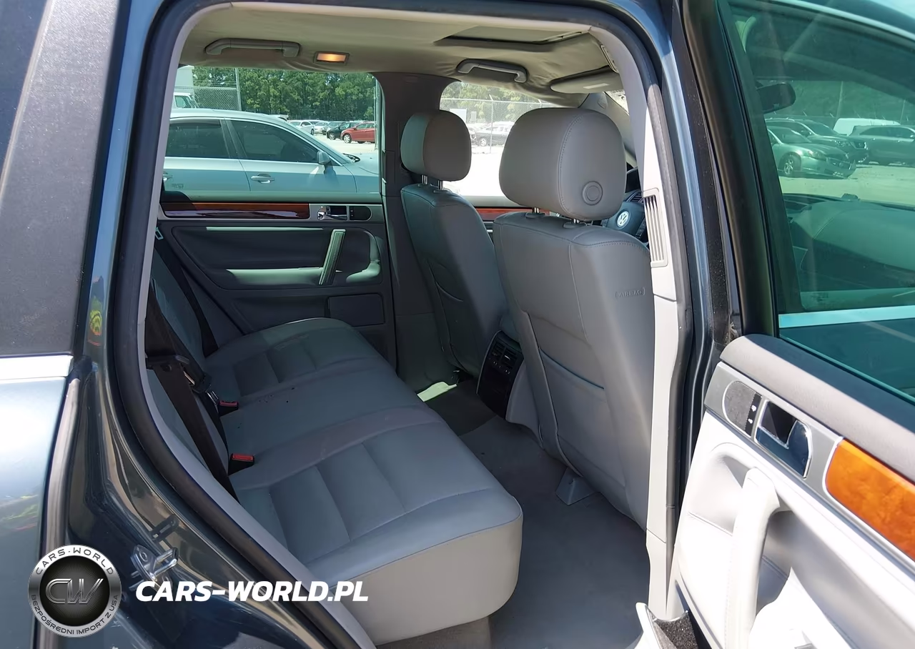 2007 Volkswagen Touareg V6 VIN:WVGZE77L37D001577 - 8