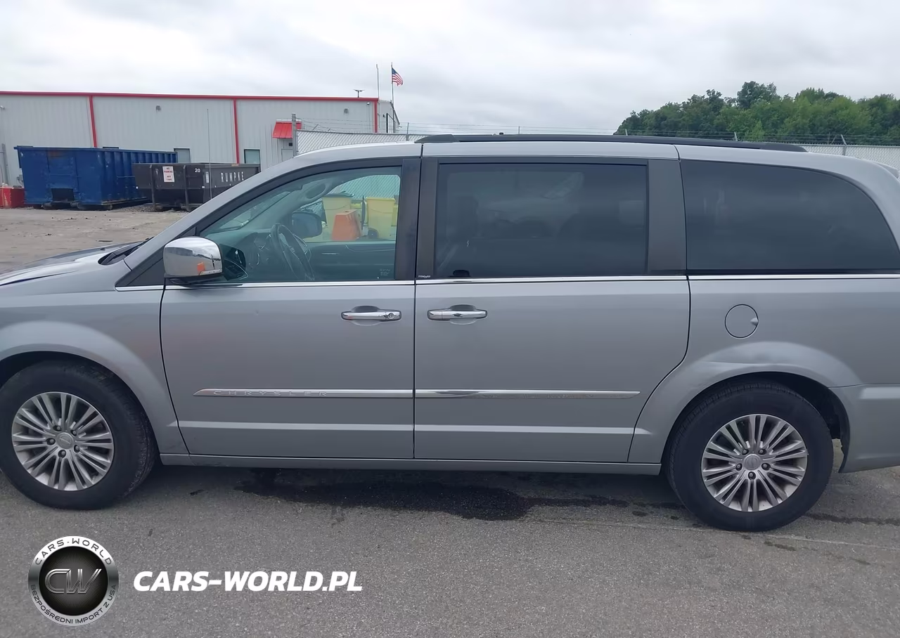 2014 Chrysler Town & Country Touring-L VIN:2C4RC1CG3ER198843 - 14