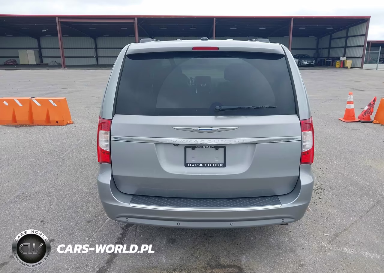 2014 Chrysler Town & Country Touring-L VIN:2C4RC1CG3ER198843 - 16