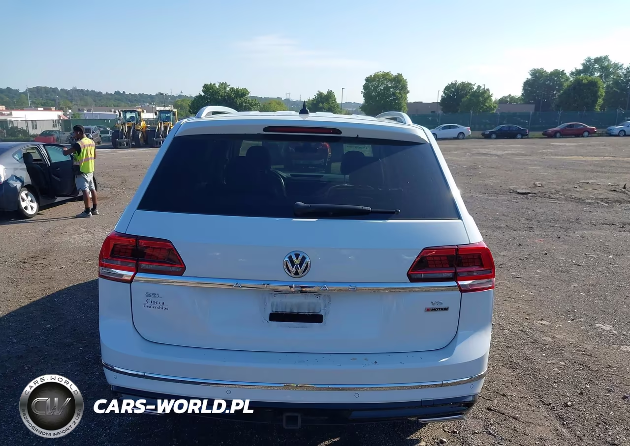 2019 Volkswagen Atlas 3.6L V6 Sel R-Line VIN:1V2RR2CA4KC606429 - 16