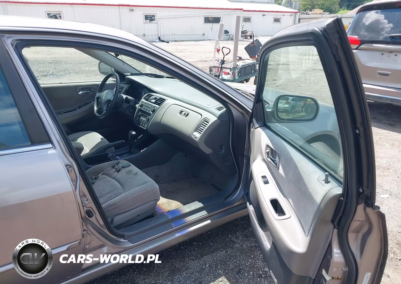 2000 Honda Accord 2.3 Ex VIN:1HGCG5652YA049250 - 5