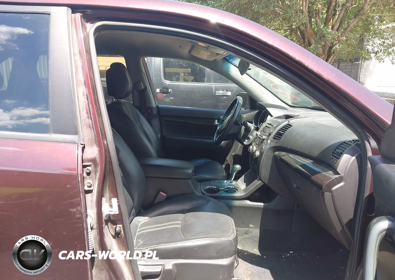 2013 Kia Sorento Lx VIN:5XYKT3A17DG361931 - 5